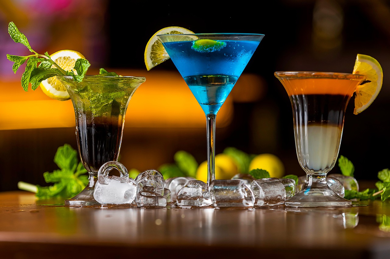 cocktail drinks,